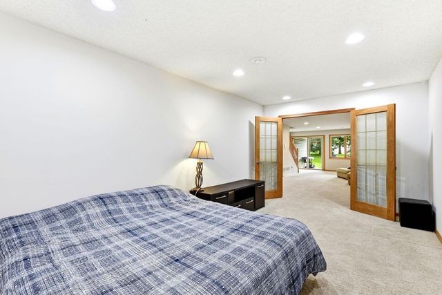 4831 Greenhaven Drive, White Bear Lake, MN 55127