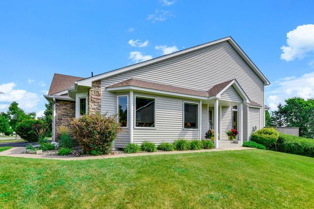 4831 Greenhaven Drive, White Bear Lake, MN 55127