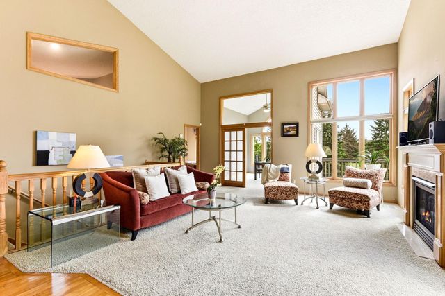 4831 Greenhaven Drive, White Bear Lake, MN 55127