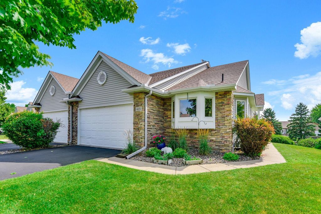4831 Greenhaven Drive, White Bear Lake, MN 55127