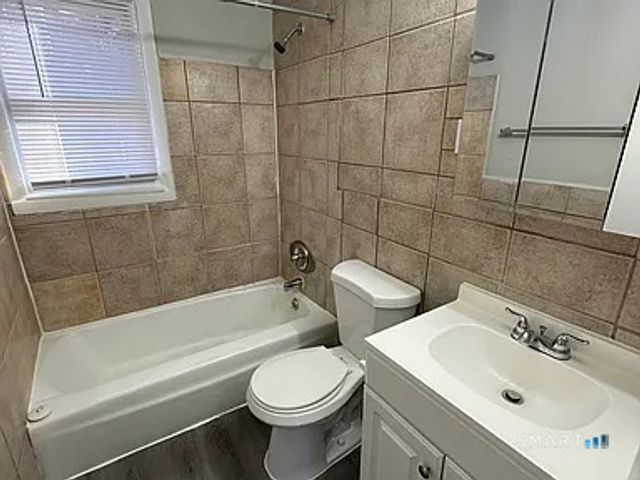 54 Judith Terrace, New Haven, CT 06513