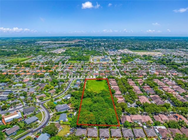 1560 W Mowry Drive, Homestead, FL 33030