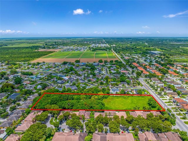 1560 W Mowry Drive, Homestead, FL 33030