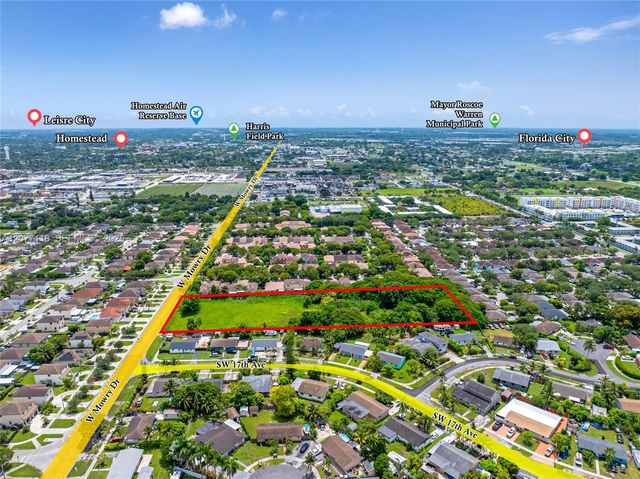 1560 W Mowry Drive, Homestead, FL 33030
