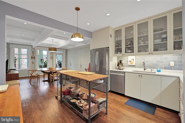 2230 DECATUR PL NW, Washington, DC 20008