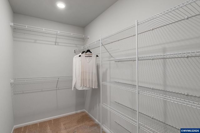 1058 Clemson St, Woodburn, OR 97071