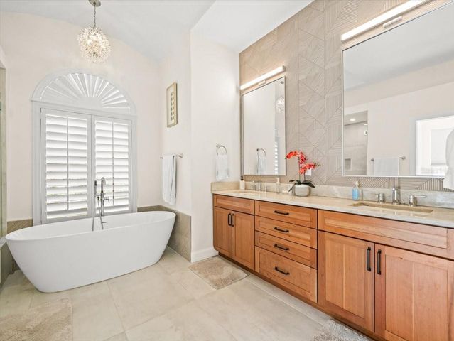 109 16TH STREET, Belleair Beach, FL 33786