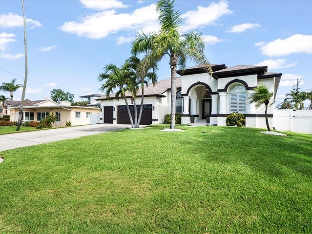109 16TH STREET, Belleair Beach, FL 33786
