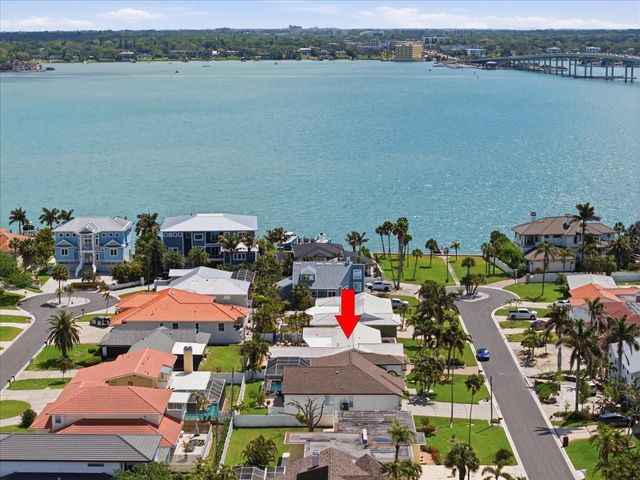 109 16TH STREET, Belleair Beach, FL 33786