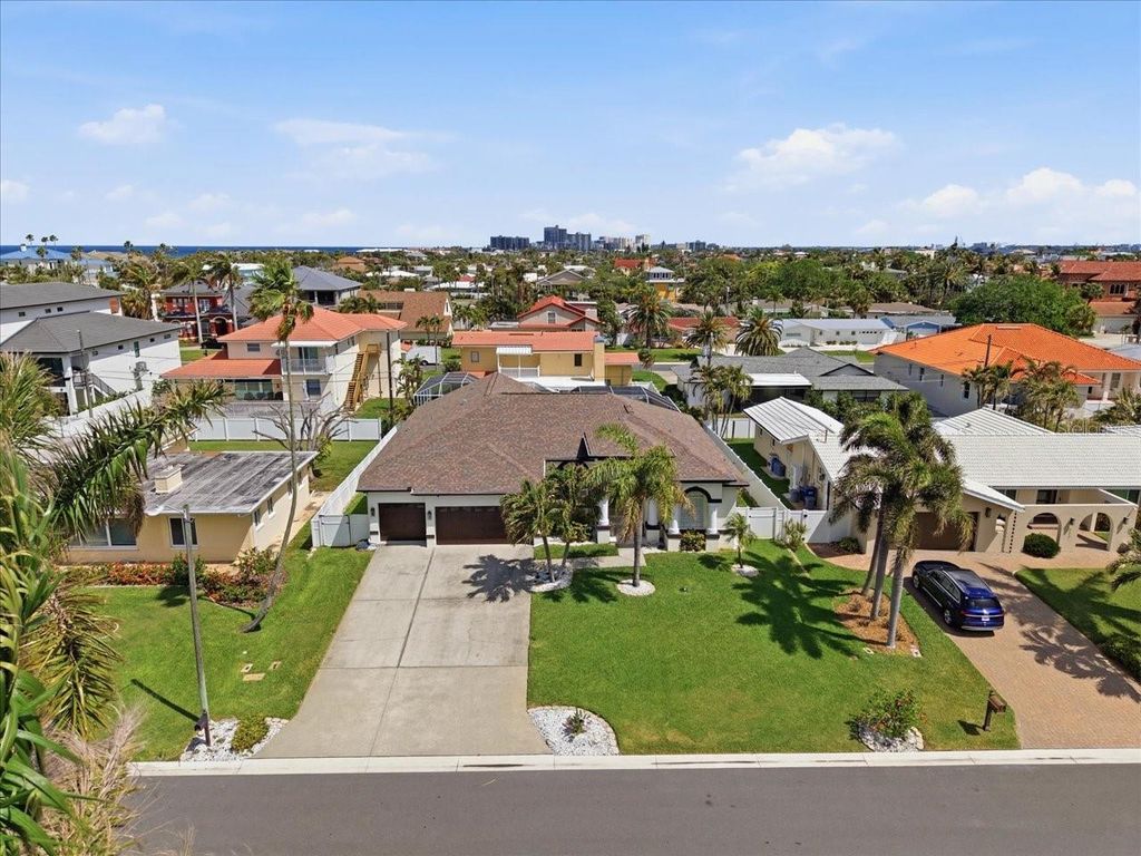 109 16TH STREET, Belleair Beach, FL 33786