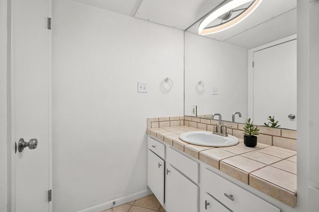 2104 Cullen Ave 202, Austin, TX 78757