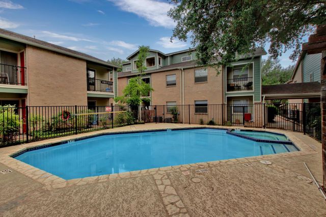 2104 Cullen Ave 202, Austin, TX 78757