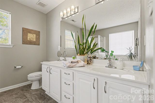 12511 Panthersville Drive, Charlotte, NC 28269