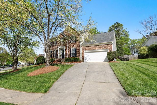 12511 Panthersville Drive, Charlotte, NC 28269