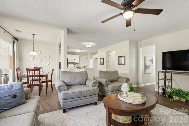 12511 Panthersville Drive, Charlotte, NC 28269