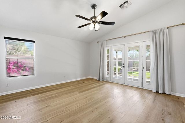 8817 W SALTER Drive, Peoria, AZ 85382