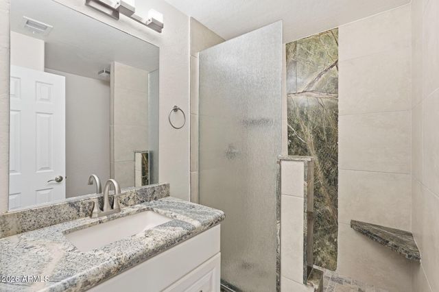 8817 W SALTER Drive, Peoria, AZ 85382