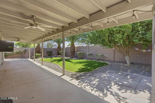 8817 W SALTER Drive, Peoria, AZ 85382
