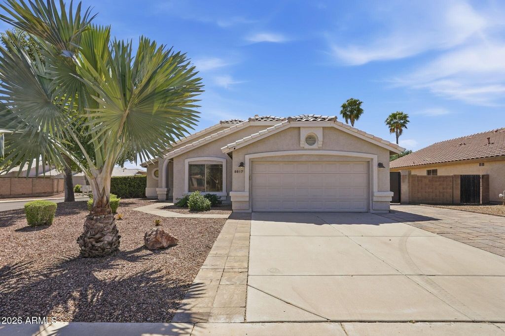 8817 W SALTER Drive, Peoria, AZ 85382