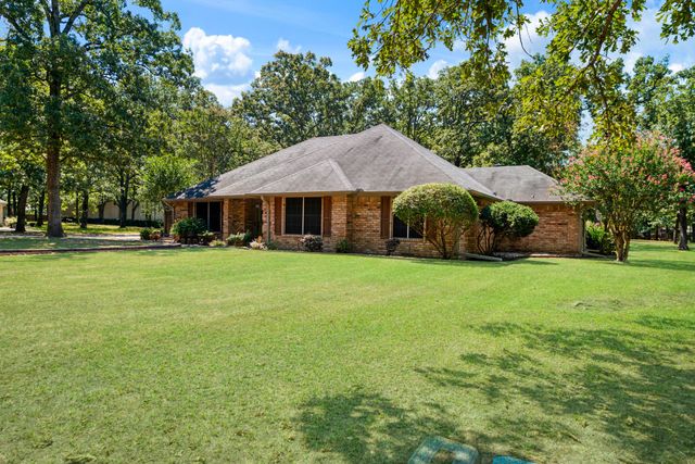 245 Red Oak Lane, Powderly, TX 75473