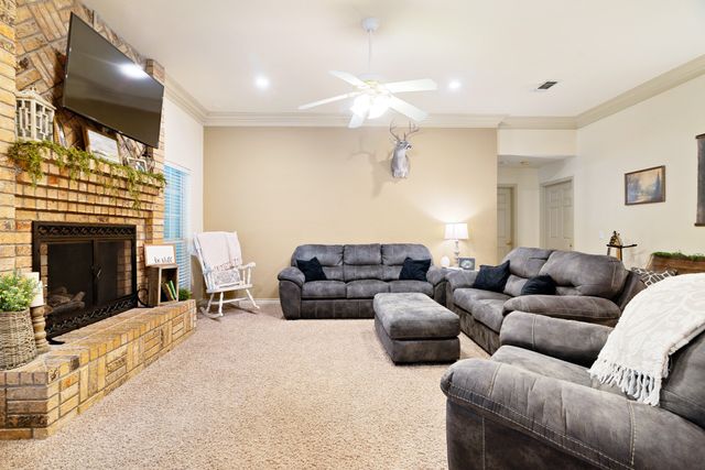 245 Red Oak Lane, Powderly, TX 75473