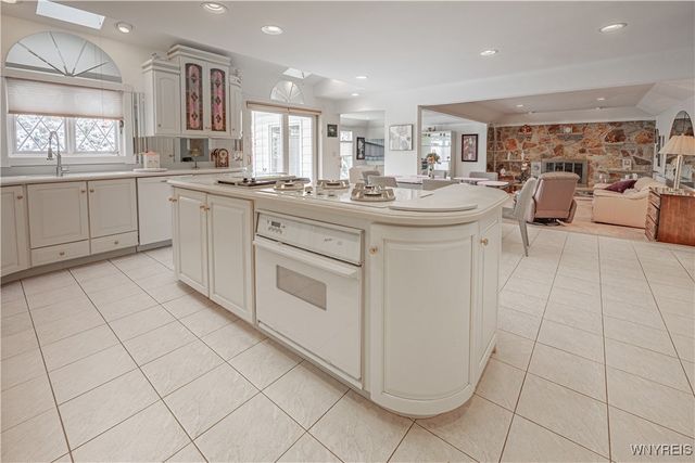 2795 Colvin Boulevard, Tonawanda, NY 14150