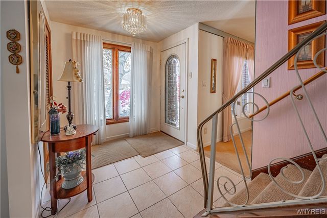 2795 Colvin Boulevard, Tonawanda, NY 14150