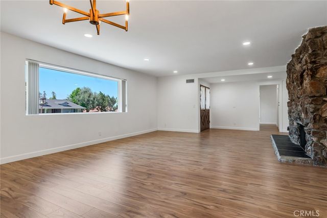 2343 Navarro Drive, Claremont, CA 91711