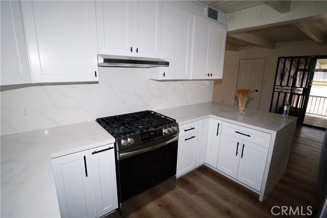 2615 Manhattan, Montrose, CA 91020