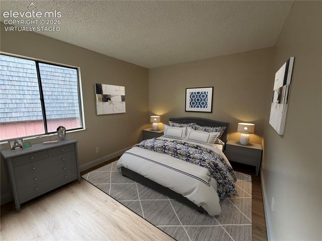 2959 Mesa Road C, Colorado Springs, CO 80904