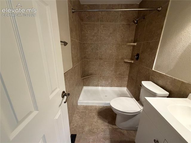 2959 Mesa Road C, Colorado Springs, CO 80904