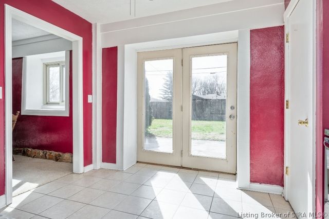 313 Mary Drive, New Albany, IN 47150