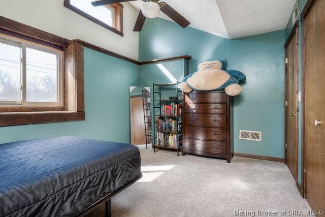 313 Mary Drive, New Albany, IN 47150