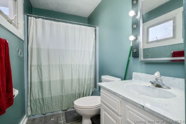 313 Mary Drive, New Albany, IN 47150