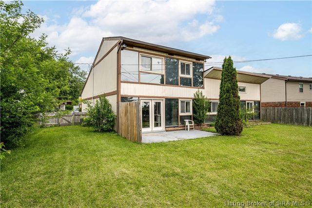 313 Mary Drive, New Albany, IN 47150