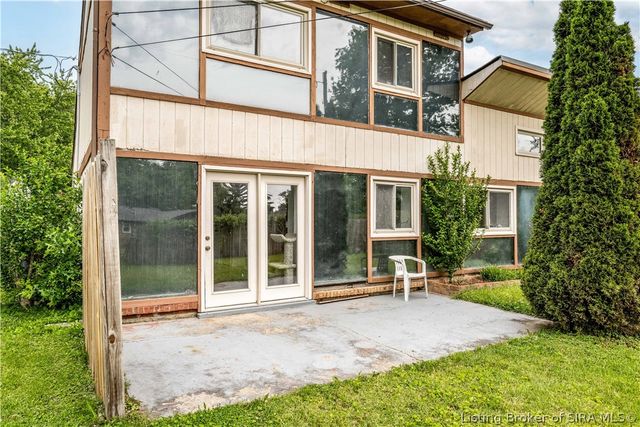 313 Mary Drive, New Albany, IN 47150