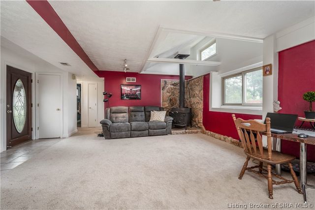 313 Mary Drive, New Albany, IN 47150