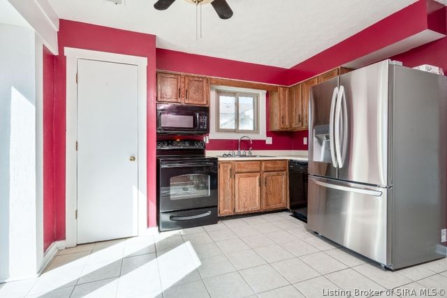 313 Mary Drive, New Albany, IN 47150