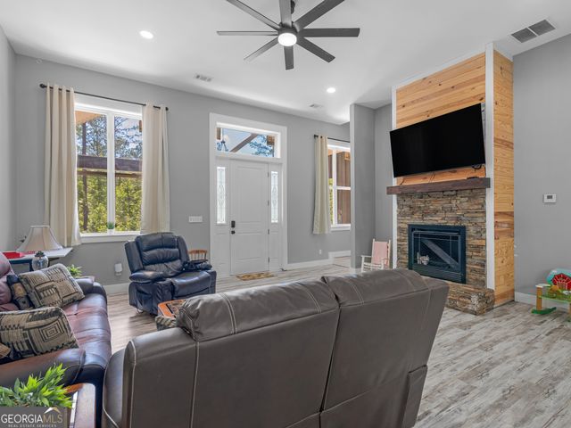 369 Ramah Church Road, Barnesville, GA 30204
