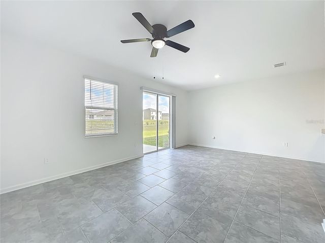 3185 LAURENT LOOP, Davenport, FL 33837