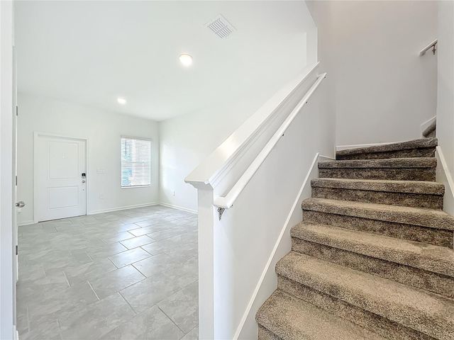 3185 LAURENT LOOP, Davenport, FL 33837