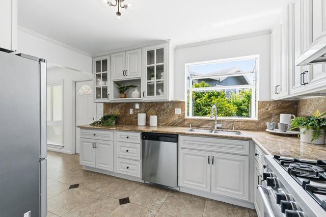 528 Santa Teresa Way, Millbrae, CA 94030