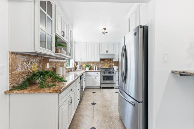 528 Santa Teresa Way, Millbrae, CA 94030