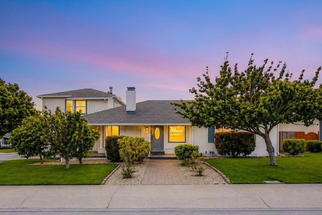 528 Santa Teresa Way, Millbrae, CA 94030