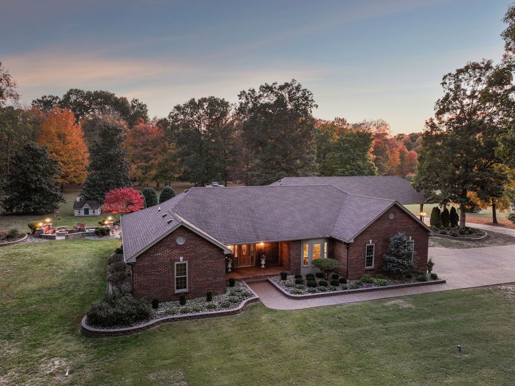 4636 Sango Rd, Clarksville, TN 37043