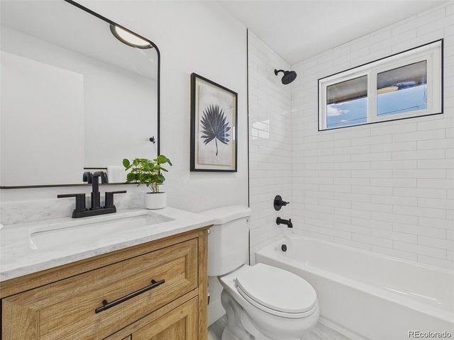 1372 Zenobia St, Denver, CO 80204
