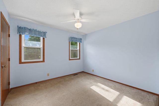 2335 N Stoneybrook Ct, Wichita, KS 67226