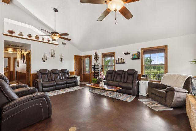 6212 Farm to Market 933, Blum, TX 76627