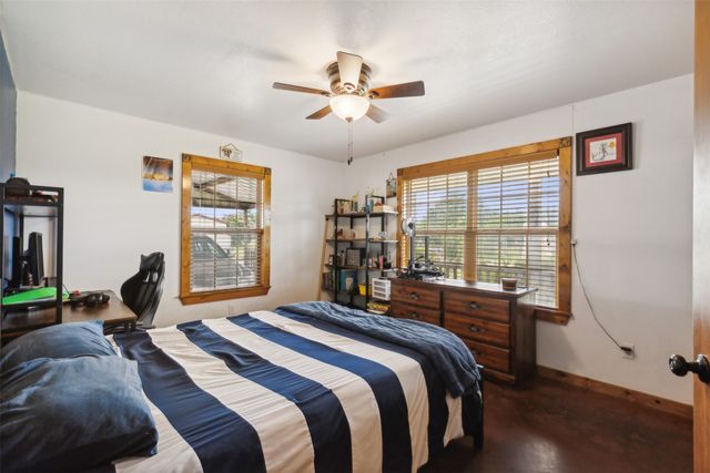 6212 Farm to Market 933, Blum, TX 76627