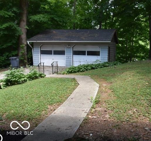 8779 N Briarwood Lake West Court, Monrovia, IN 46157